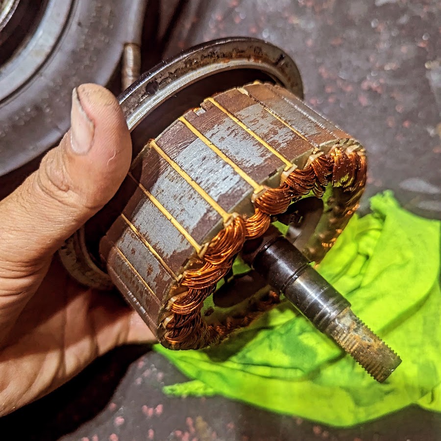 REPATINETA (taller de patinetas eléctricas)